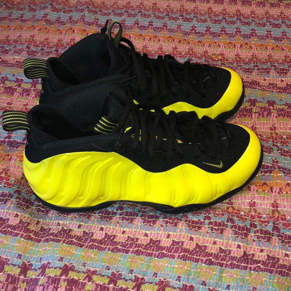 yellow black foamposites